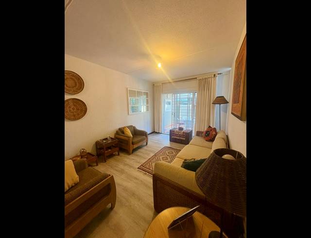 2 BEDROOM APARTMENT FOR SALE IN GLENHAZEL